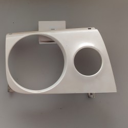 MOLDURA FARO NISSAN TERRANO...