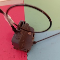 CERRADURA TRASERA IZQUIERDA...